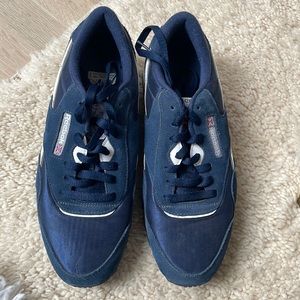 Reebok Classic Men’s Sneaker Size 10.5